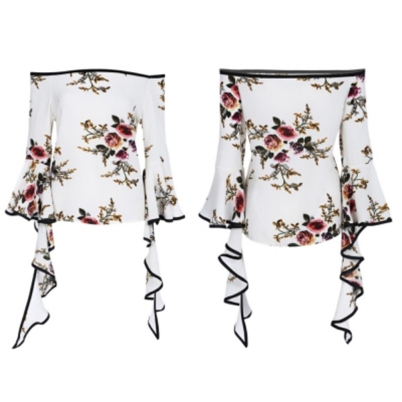 Trendy Off Shoulder Bell Sleeve Floral Blouse - Picture 6 of 7
